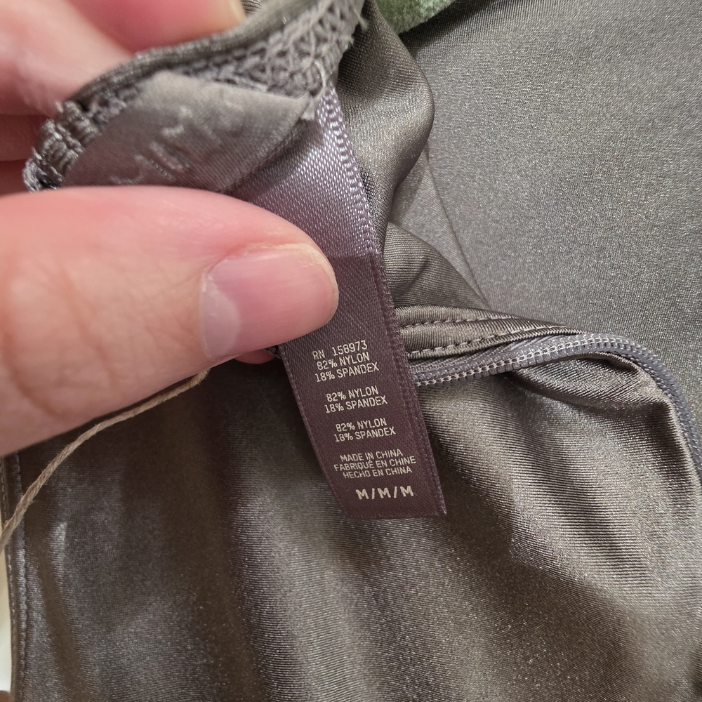 Skims Metallic Gray Sleeveless Catsuit - Picture 5 of 6